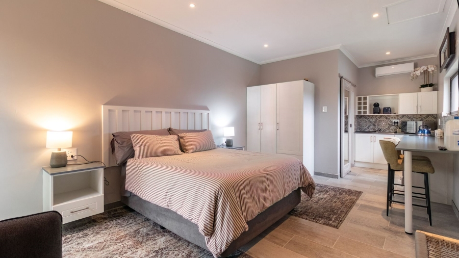 6 Bedroom Property for Sale in Tre Donne Estate Western Cape